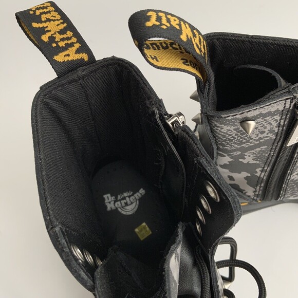 New Dr Martens Animal Print Smooth Leather Studded Jadon Bootie 6 - Picture 9 of 11